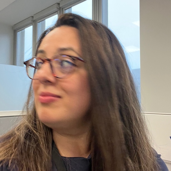 Meet your Posher, Jessica - Picture 1 of 1